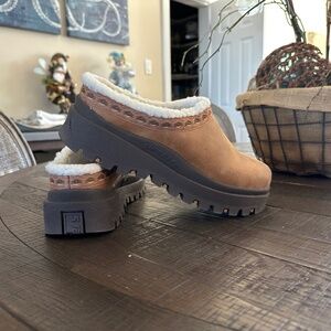 Sketchers Shindigs Clog/Mule size 9 women’s